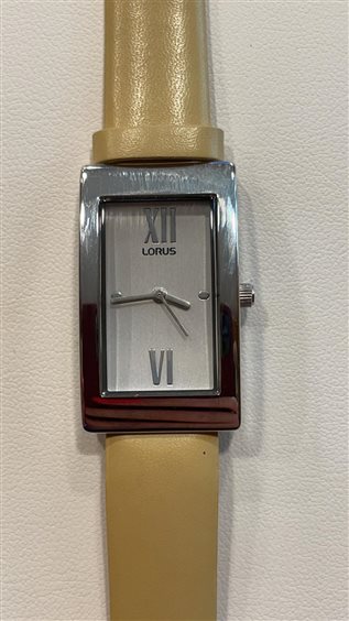 Oiritaly Montre Quartz Femme Lorus RRS81NX9 Montres